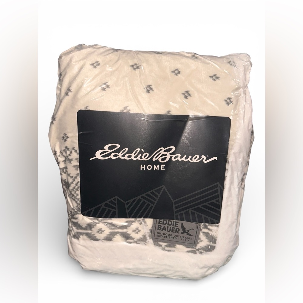 EDDIE BAUER Fair Isle Peak Ultra SP/Sherpa‎ Throw Cream and Gray Ultra Soft NEW